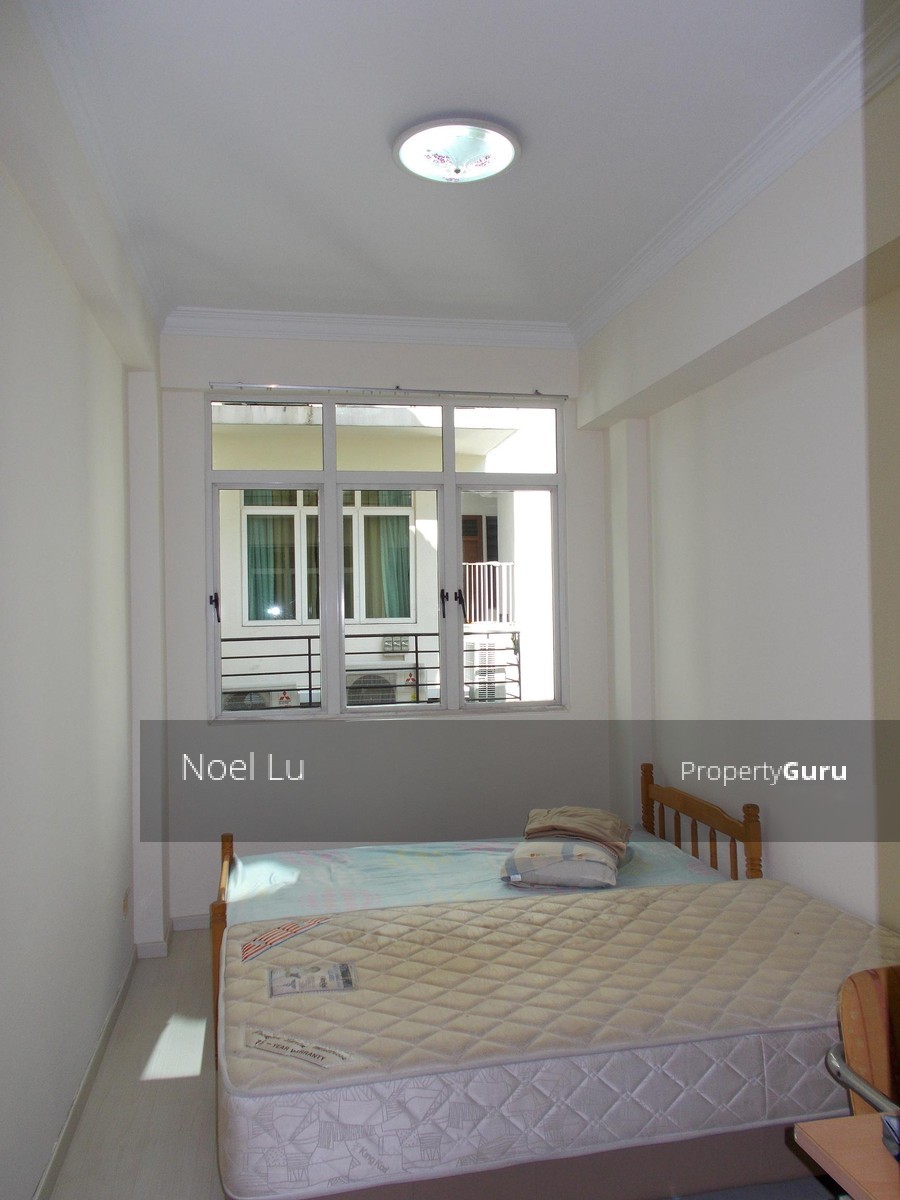 Woodgrove Condominium (D25), Condominium #119190342